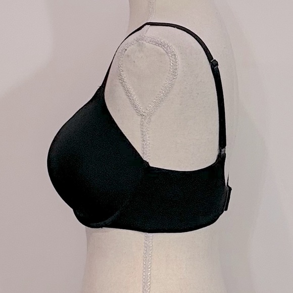 Victoria’s Secret Bra - Picture 3 of 5